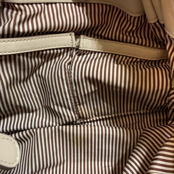 Nine West “9’s” coral satchel - Picture 11 of 16